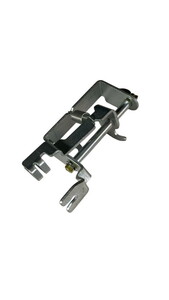  QJ ATR125 Benzin Deposu Kapağı  Menteşesi