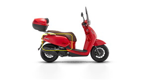  QJ VPS125 Arka Yan Kapağı kırmızı sağ