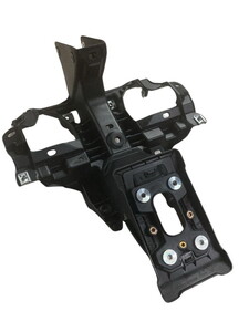  KOVE 800X Ön Kafa Demiri